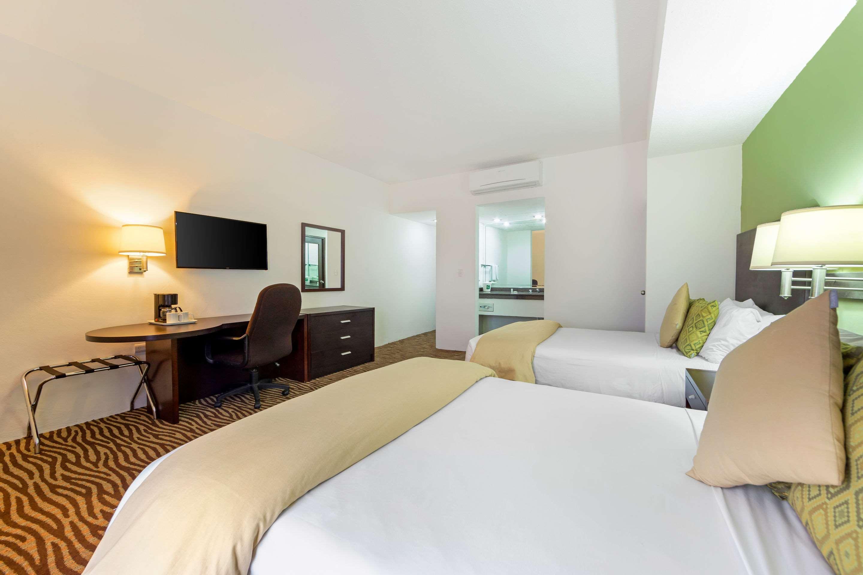 Quality Inn Nuevo Laredo Exterior foto