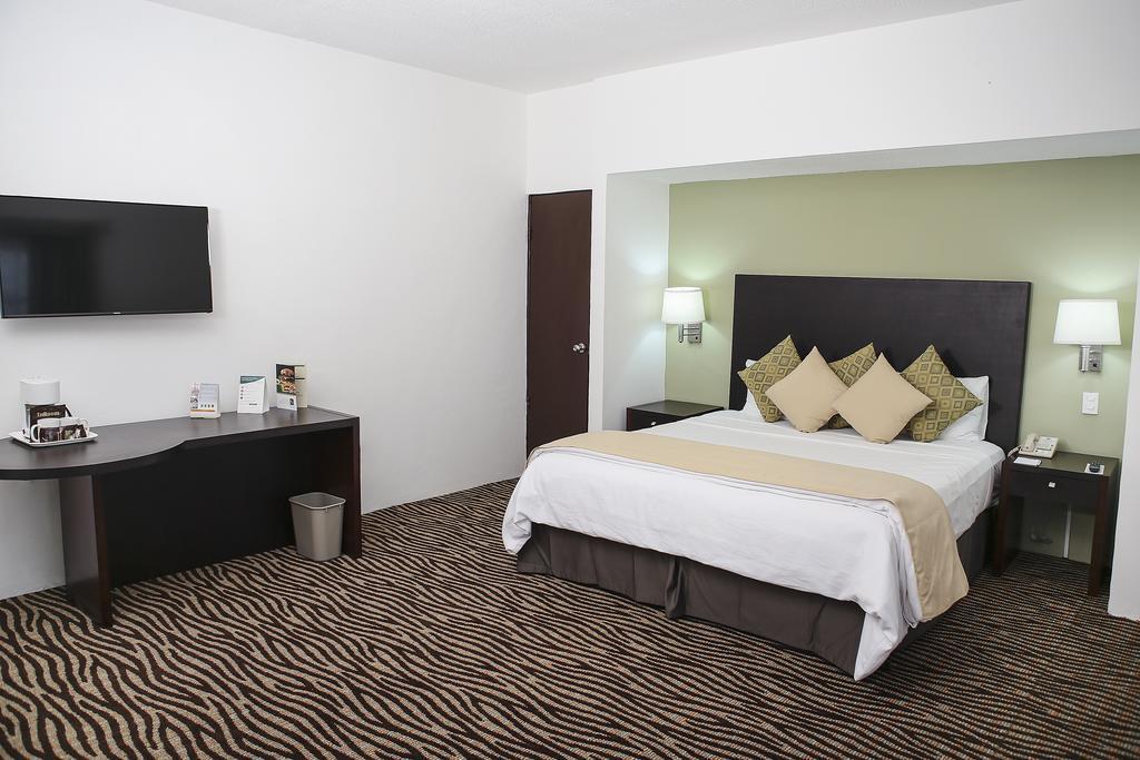 Quality Inn Nuevo Laredo Exterior foto